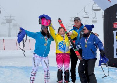 Rebecca, con la grinta di una tigre sulle piste da sci