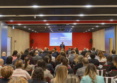 Energia in movimento: il nostro meeting aziendale animato da spirito di squadra